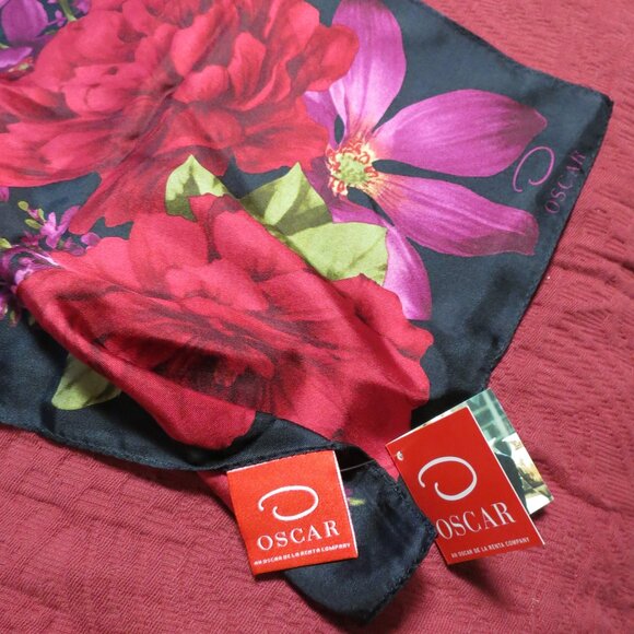 Oscar De La Renta100% Silk scarf floral - Picture 8 of 10